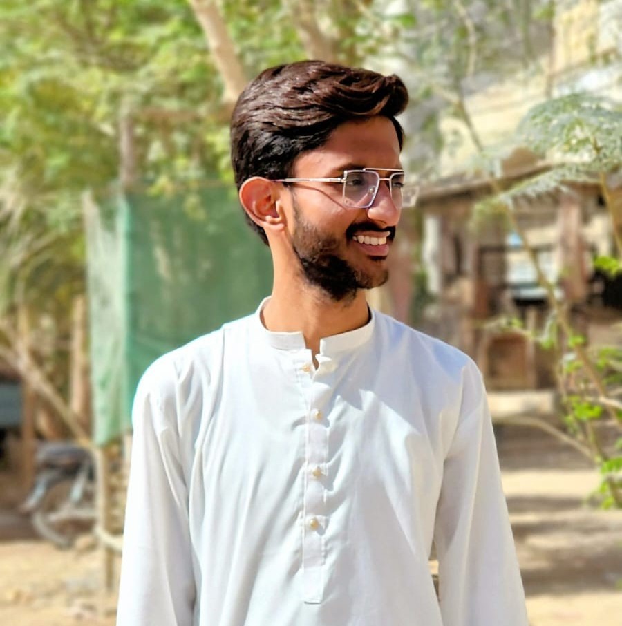 Sir Nabeel - Instructor